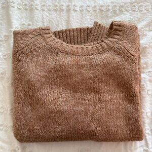 Old Navy Women's Tan Crew Neck Sweater